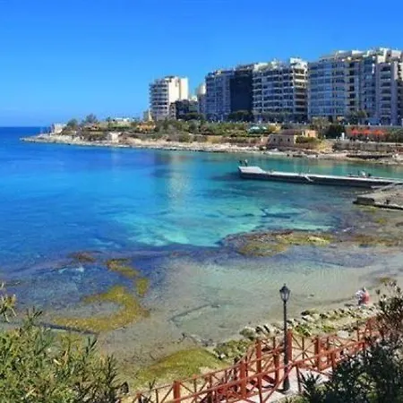 Apartment Modern 3br In Sliema's Desirable Locale